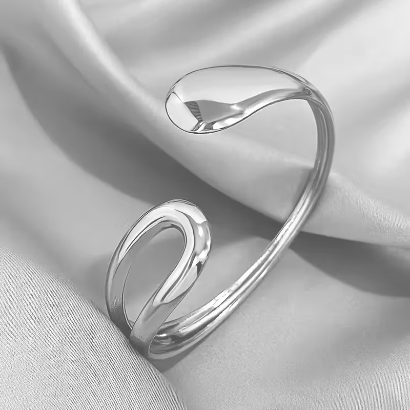 Minimalist Romantic Jewelry