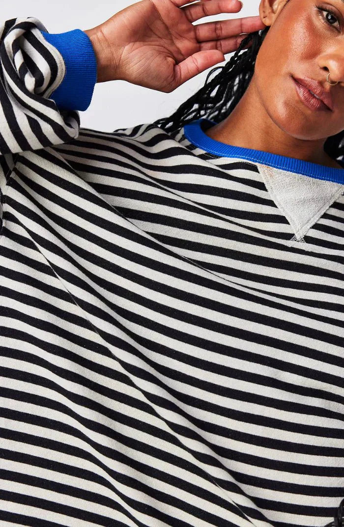 Relaxed Buttoned Sweater