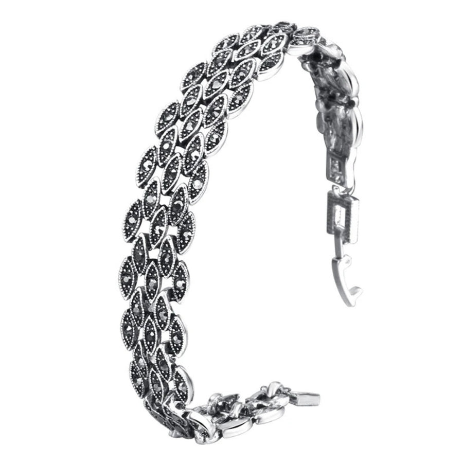Graceful Chain Jewelry